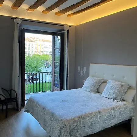 En El Corazon De Pamplona Apartment Exterior photo